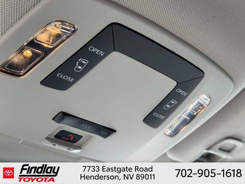 Certified 2025 Toyota Sienna LE FWD image 28
