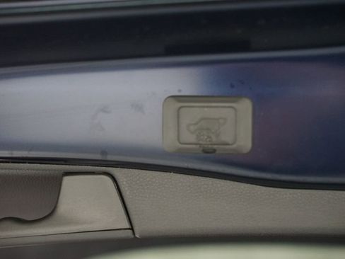 Certified 2020 Toyota RAV4 Limited image 36