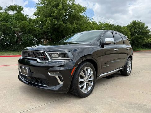 Used 2021 Dodge Durango Citadel w/ Premium Entertainment Group RWD image 2