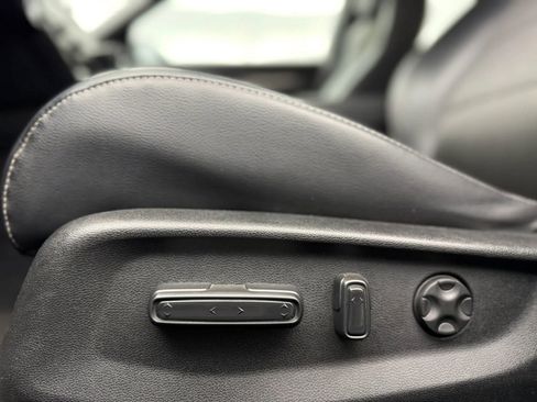 Used 2018 Honda Accord Sport image 12