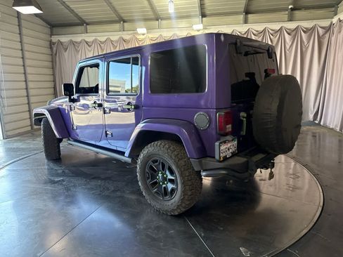 Used 2016 Jeep Wrangler Unlimited Sahara AWD/4WD image 7