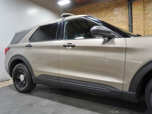 Used 2021 Ford Explorer 4WD Police Interceptor image 9