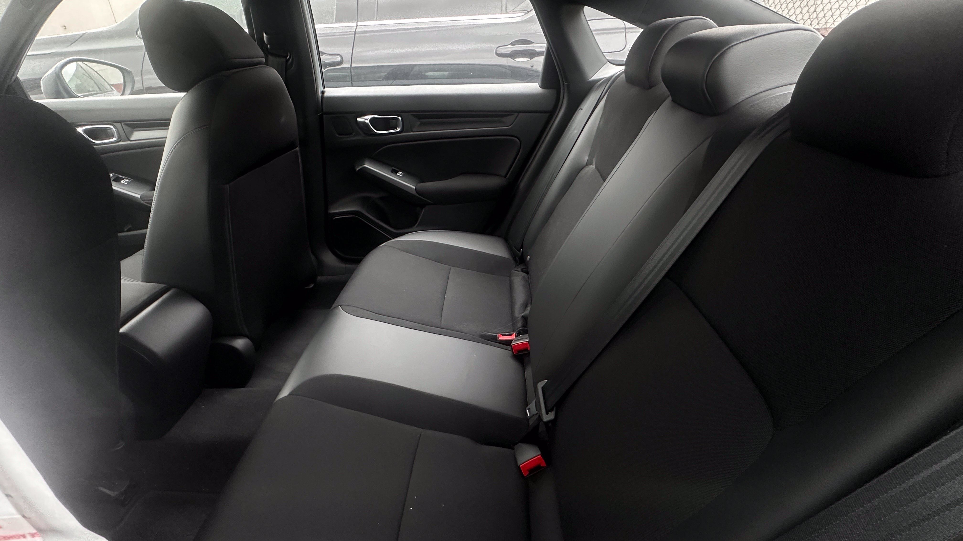 Used 2024 Honda Civic Sport image 5