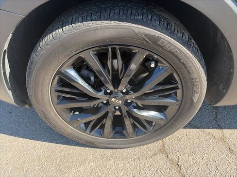 Used 2021 Kia Telluride SX w/ SX Prestige Package image 10