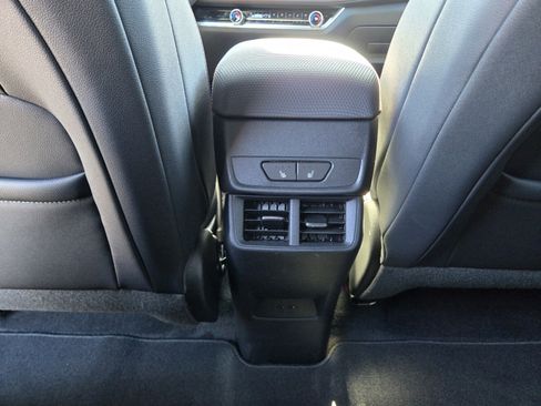 New 2026 Chevrolet Equinox RS image 10