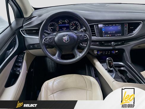 Used 2020 Buick Enclave Essence FWD image 24