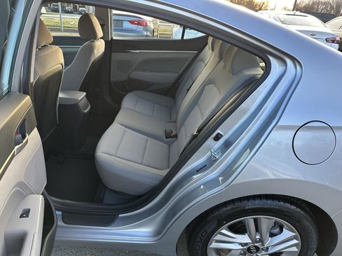Used 2020 Hyundai Elantra SEL image 9