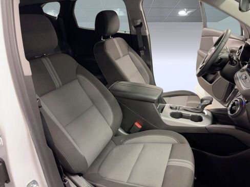 Used 2025 Chevrolet Blazer LT image 31