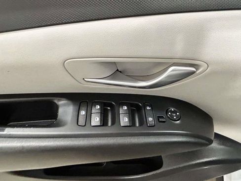 Used 2022 Hyundai Tucson SEL FWD image 14