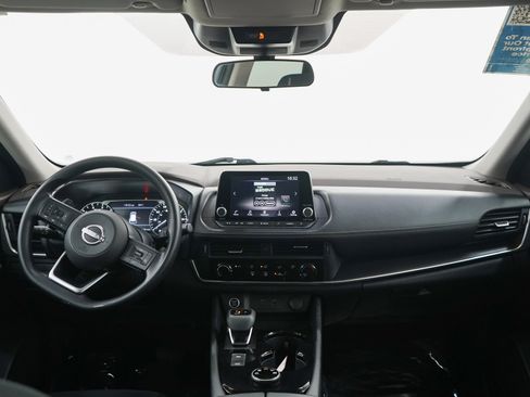 Used 2023 Nissan Rogue S AWD/4WD image 12