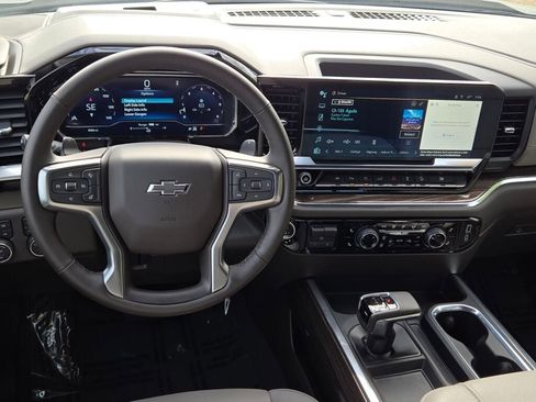 Used 2024 Chevrolet Silverado 1500 RST image 16