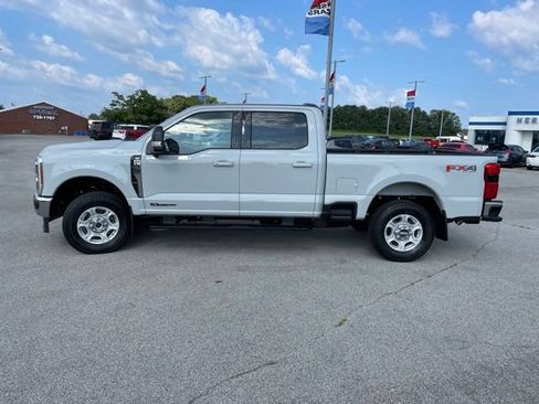 New 2026 Ford F250 XLT w/ XLT Premium Package AWD/4WD image 9