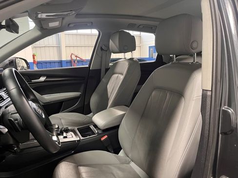 Used 2018 Audi Q5 2.0T Premium Plus w/ Premium Plus Package image 22