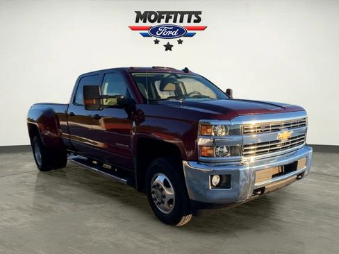 Used 2015 Chevrolet Silverado 3500 LT w/ LT Convenience Package image 7