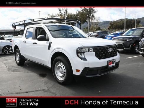 Used 2025 Ford Maverick XLT w/ Equipment Group 302A image 3