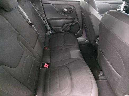 Used 2017 Jeep Renegade Altitude image 19