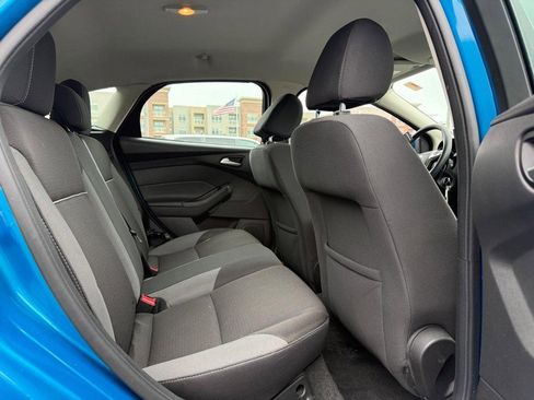 Used 2013 Ford Focus SE w/ SE Winter Pkg image 13