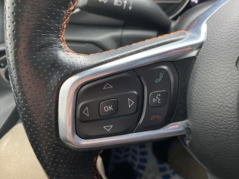 Used 2021 Jeep Gladiator Mojave w/ Cold Weather Group image 34