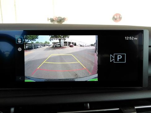 Used 2026 Hyundai Tucson SEL FWD image 8