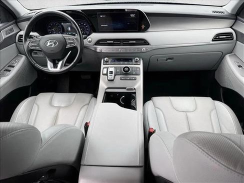 Used 2021 Hyundai Palisade SEL w/ Winter Package image 17