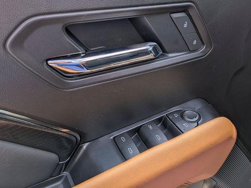 New 2026 GMC Canyon AT4 w/ Technology Plus Package AWD/4WD image 12