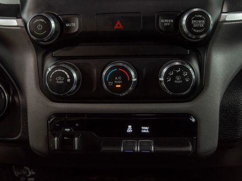 Used 2024 RAM 2500 Big Horn image 23