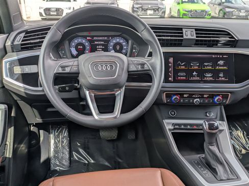 Used 2023 Audi Q3 2.0T Premium w/ Convenience Package AWD/4WD image 8