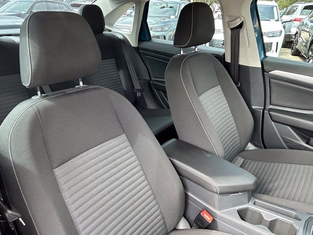 Certified 2026 Volkswagen Jetta S FWD image 39