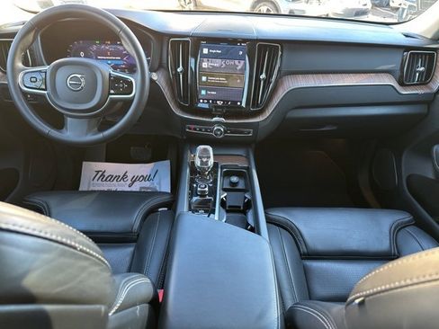 Certified 2023 Volvo XC60 T8 Ultimate w/ Climate Package image 4