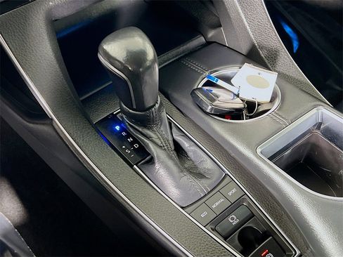 Certified 2021 Toyota Avalon XLE image 16