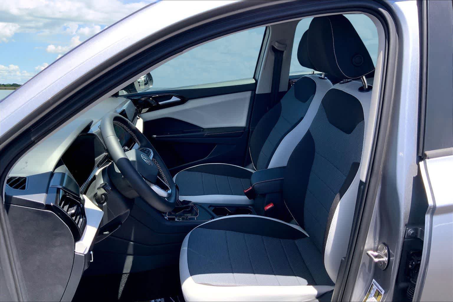 New 2026 Volkswagen Taos S FWD image 11
