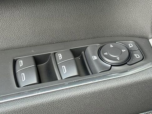 New 2026 GMC Sierra 1500 Elevation image 12