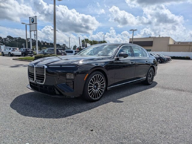 New 2027 BMW 740i RWD image 9