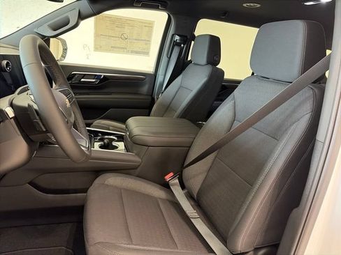 New 2026 Chevrolet Suburban LS w/ LPO, Dark Essentials Package AWD/4WD image 11