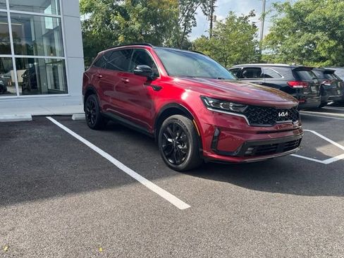 Used 2022 Kia Sorento SX AWD/4WD image 1