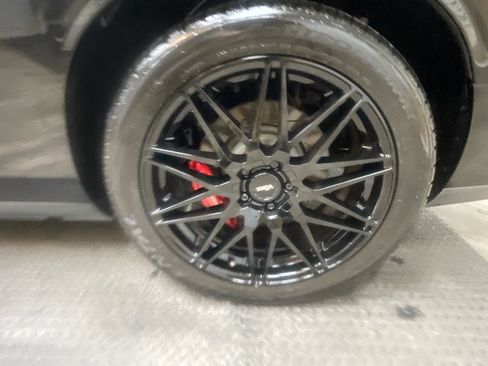 Used 2009 Dodge Challenger SRT8 RWD image 37