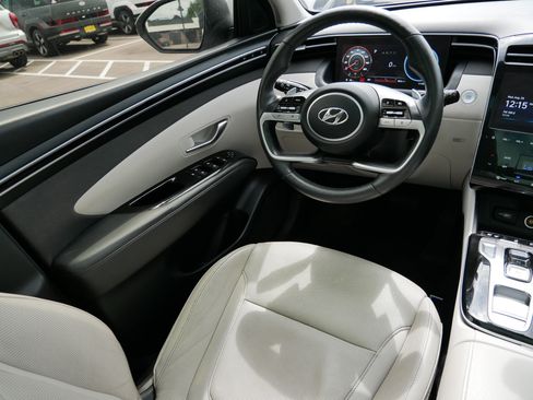 Used 2022 Hyundai Tucson Limited AWD/4WD image 9