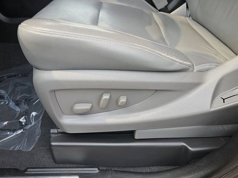 Used 2019 Chevrolet Tahoe LT image 17