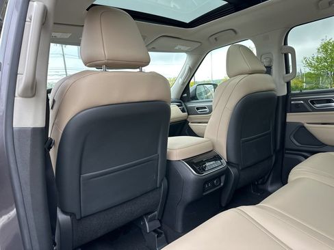 Certified 2026 INFINITI QX80 Pure w/ Cargo Package AWD/4WD image 43