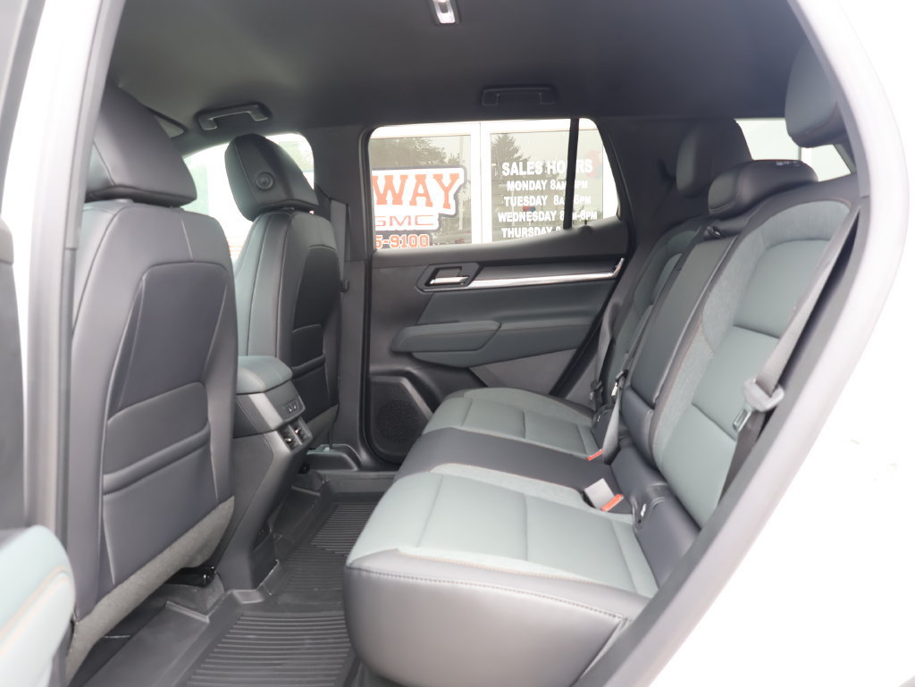 New 2027 GMC Terrain AT4 w/ Convenience Package III AWD/4WD image 25