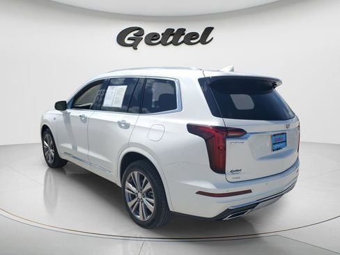 Used 2024 Cadillac XT6 Premium Luxury AWD/4WD image 7