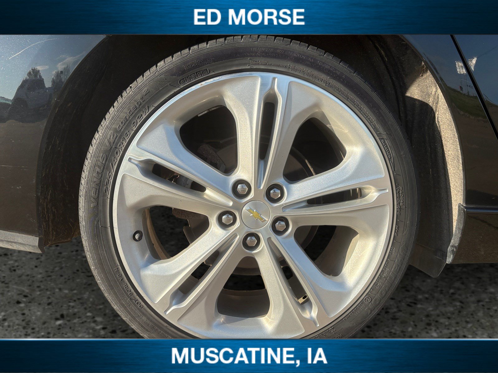 Used 2018 Chevrolet Cruze Premier FWD image 11