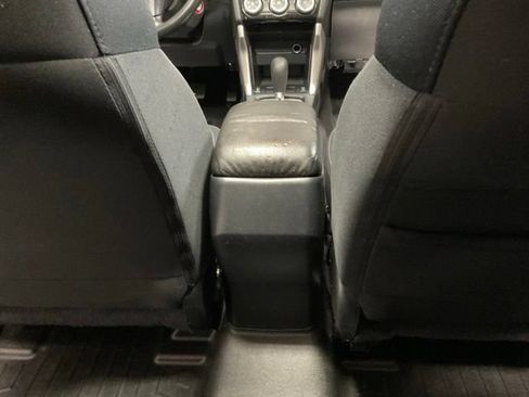 Used 2016 Subaru Forester 2.5i Premium w/ Popular Package #2 AWD/4WD image 32