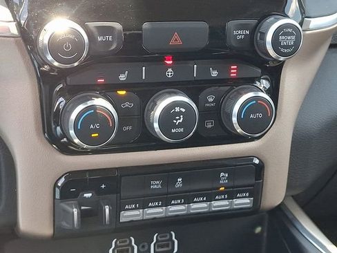 Used 2024 RAM 4500 Laramie AWD/4WD image 15