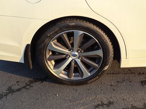 Used 2018 Subaru Legacy 2.5i Limited image 5