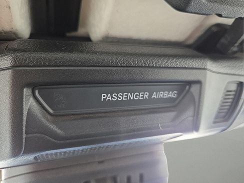 Used 2025 Jeep Wrangler Unlimited Sport AWD/4WD image 22