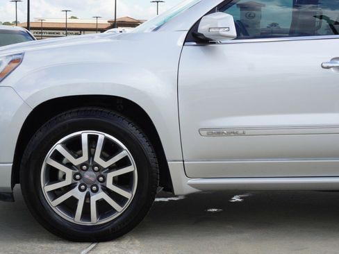 Used 2014 GMC Acadia Denali image 10