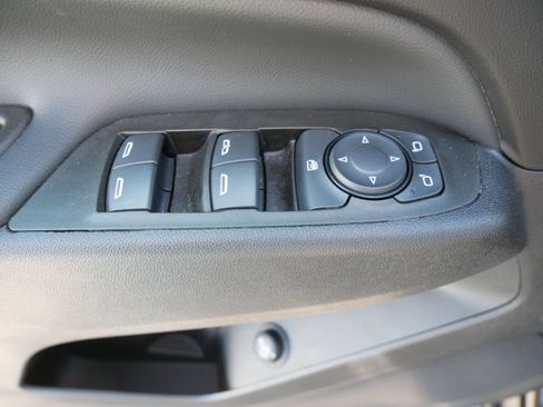 Used 2024 Chevrolet Equinox LT AWD/4WD image 15