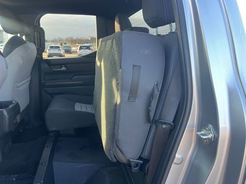 Used 2024 Toyota Tacoma TRD Sport image 37