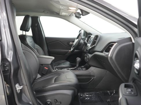 Used 2021 Jeep Cherokee Latitude Lux AWD/4WD image 12